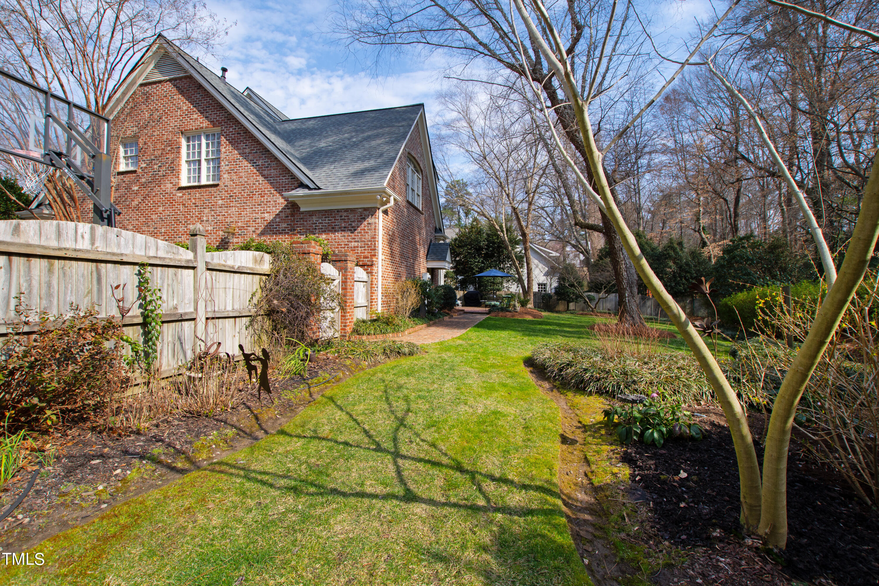 2917 Lake Boone Place Raleigh, NC 27608 - Photo 49 of 50 40 BAck 8