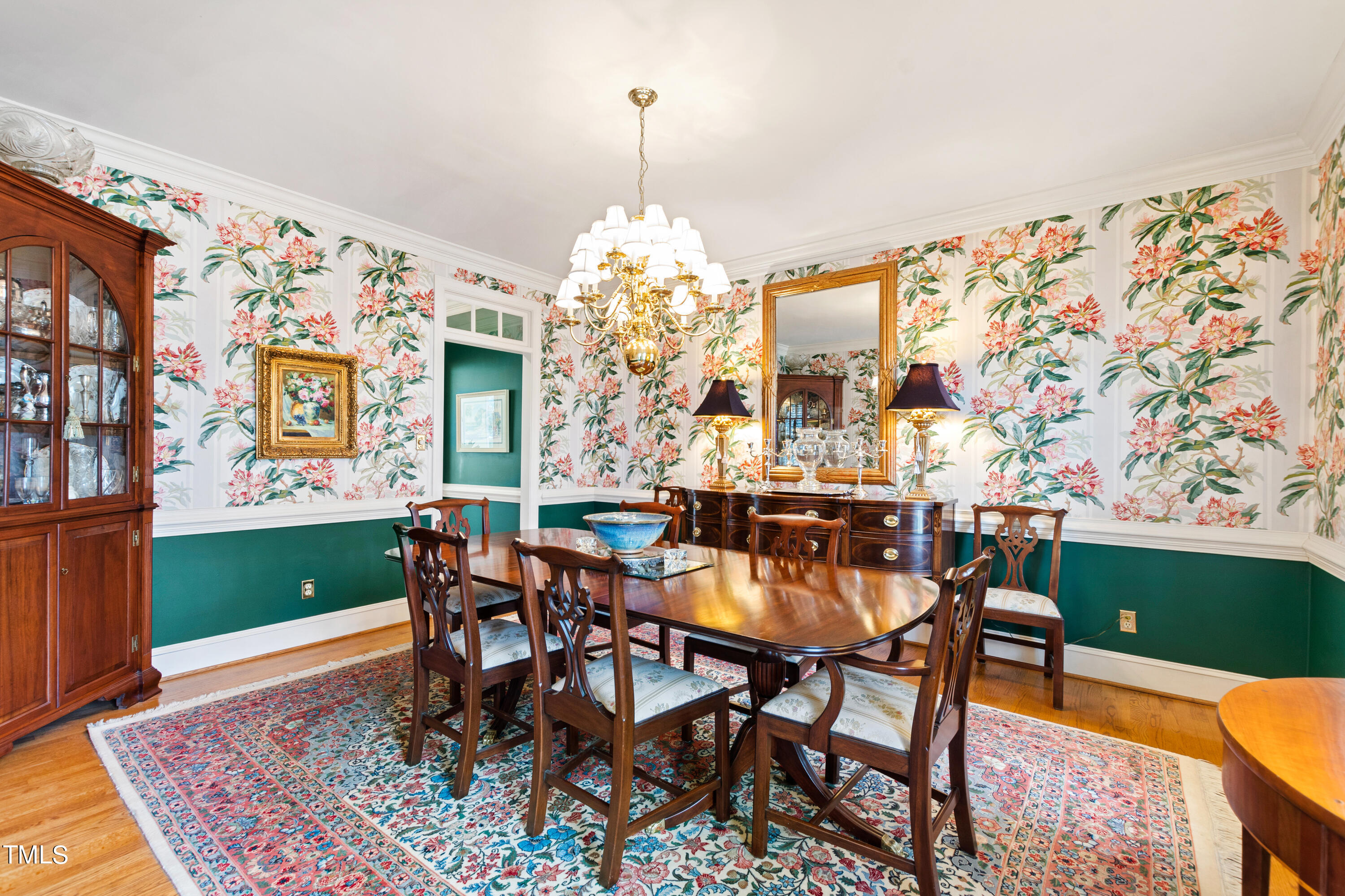 2917 Lake Boone Place Raleigh, NC 27608 - Photo 7 of 50 5 Dining