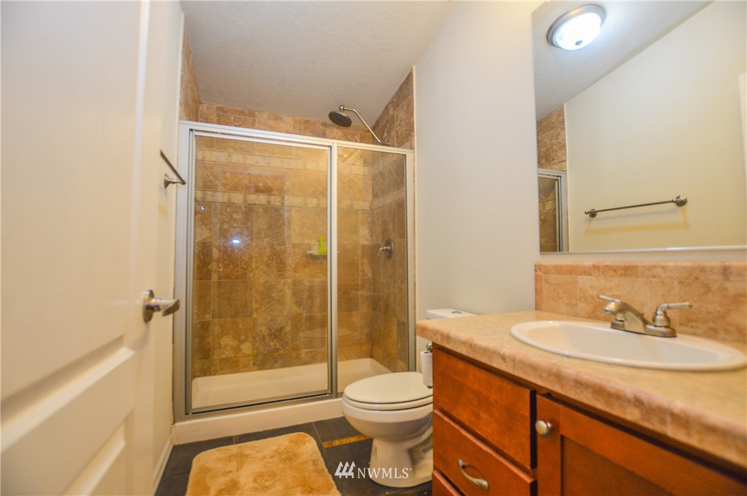 399 Mountain View Road Kalama, WA 98625 - Photo 12 of 21 Gallery Image 12