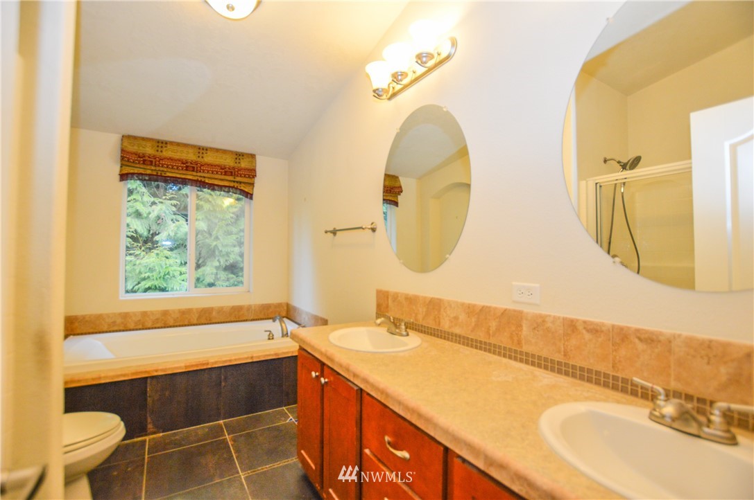 399 Mountain View Road Kalama, WA 98625 - Photo 10 of 21 Gallery Image 10