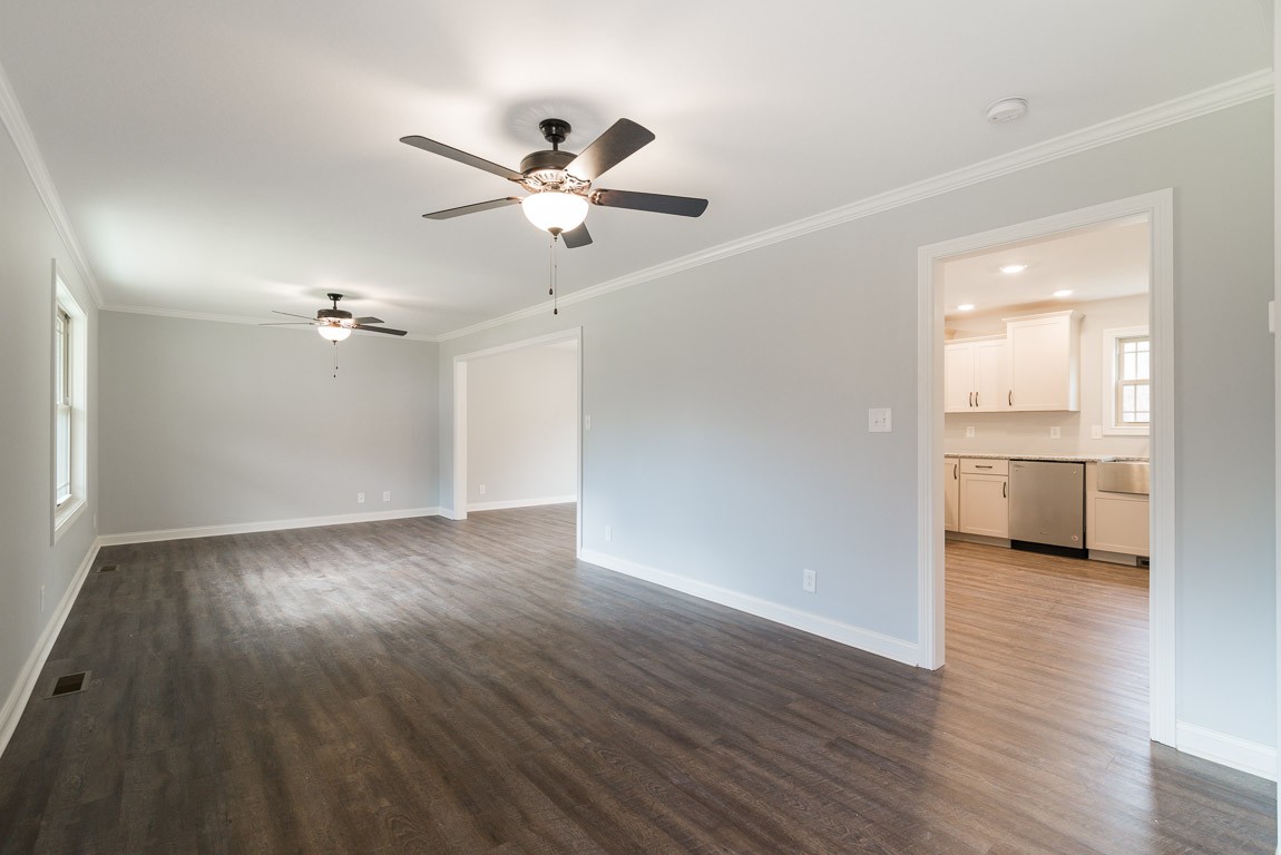 1673 Rains Road Clarksville, TN 37042 - Photo 27 of 35 Gallery Image 27