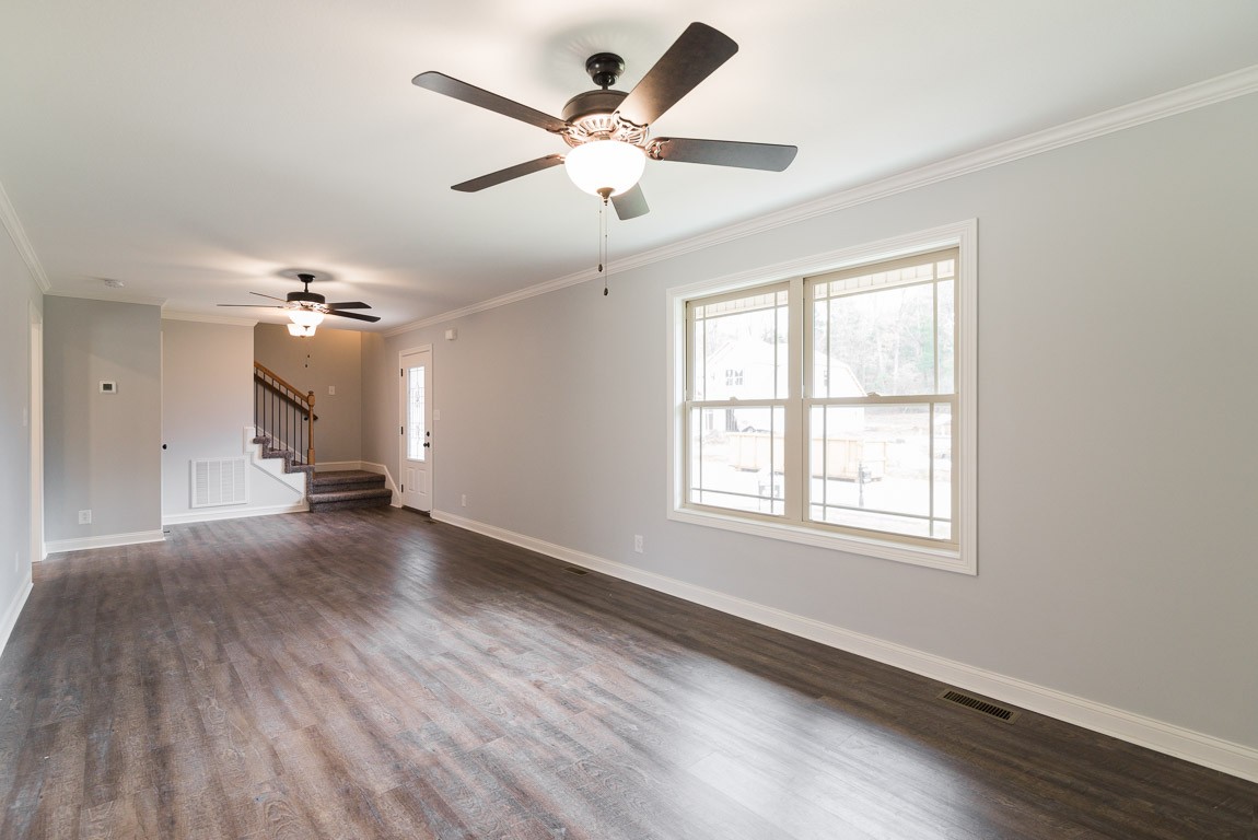1673 Rains Road Clarksville, TN 37042 - Photo 28 of 35 Gallery Image 28