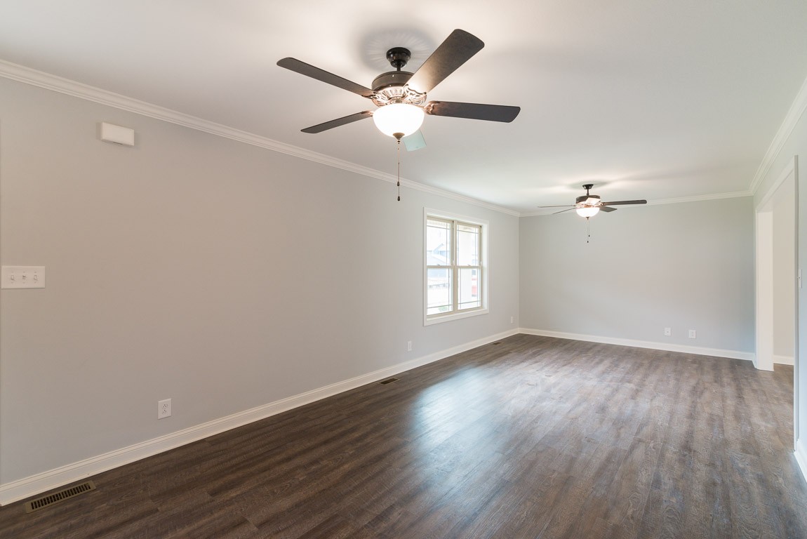 1673 Rains Road Clarksville, TN 37042 - Photo 29 of 35 Gallery Image 29