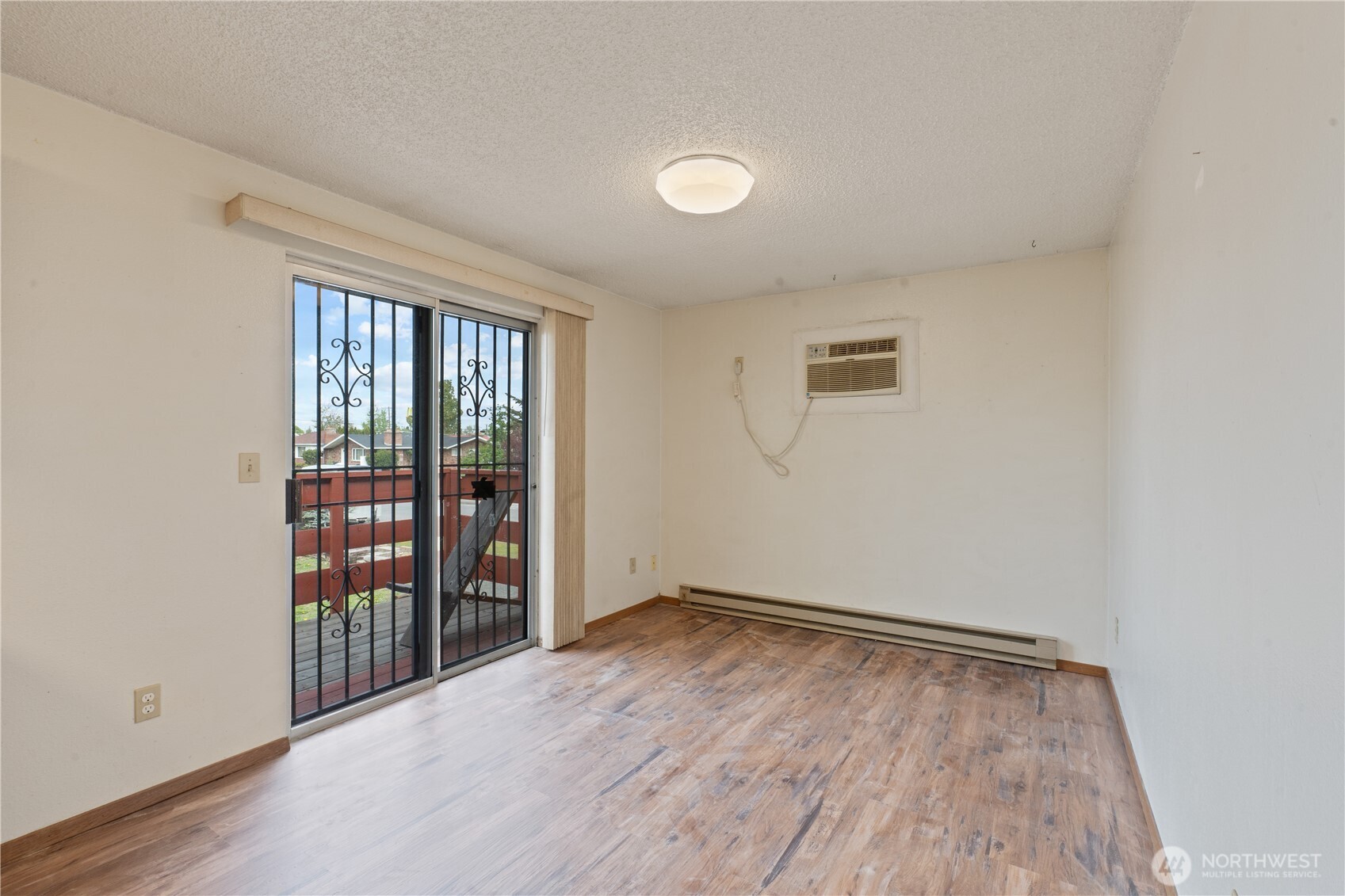 110 East Longfellow Avenue Spokane, WA 99207 - Photo 12 of 21