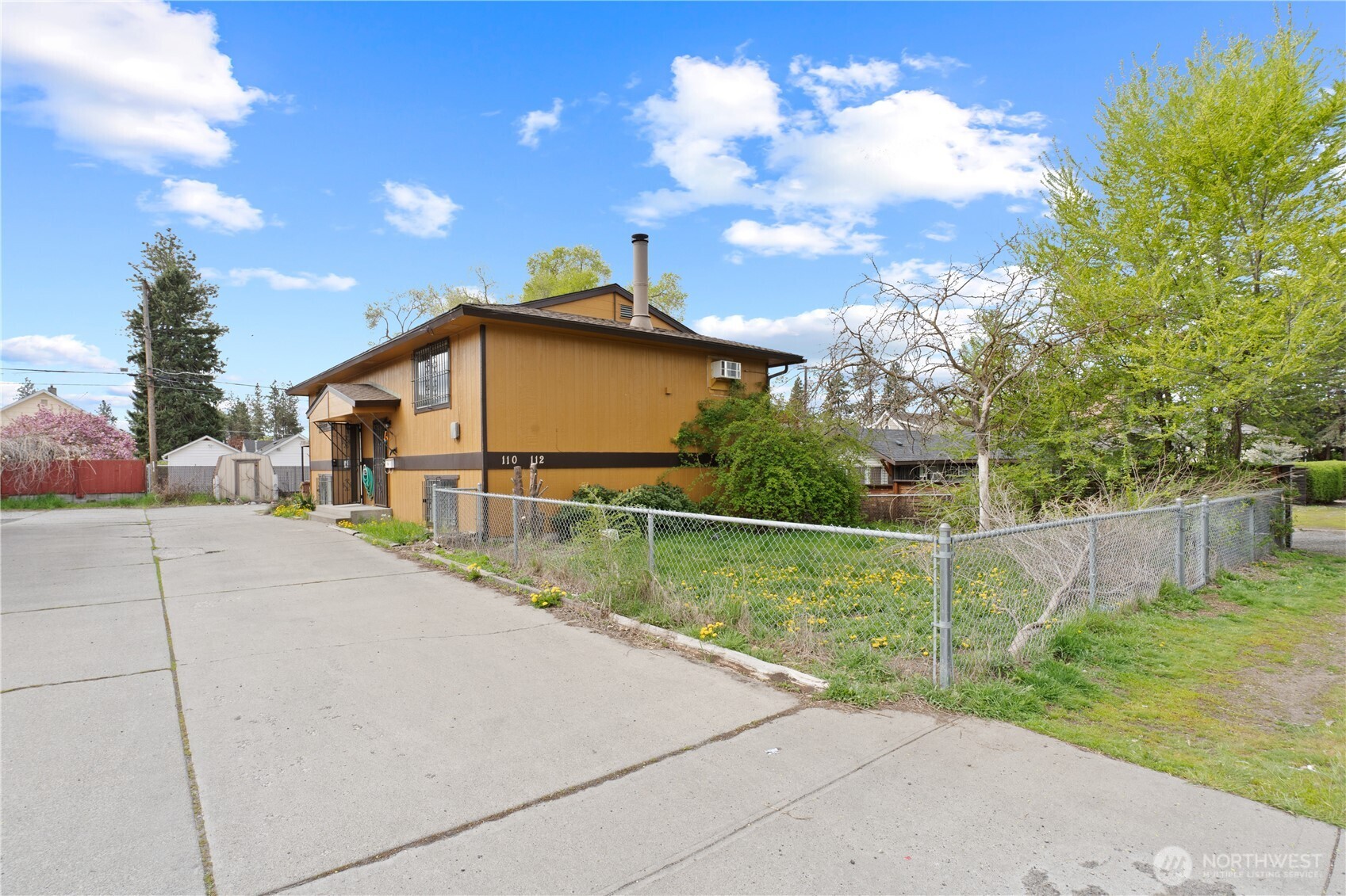 110 East Longfellow Avenue Spokane, WA 99207 - Photo 3 of 21