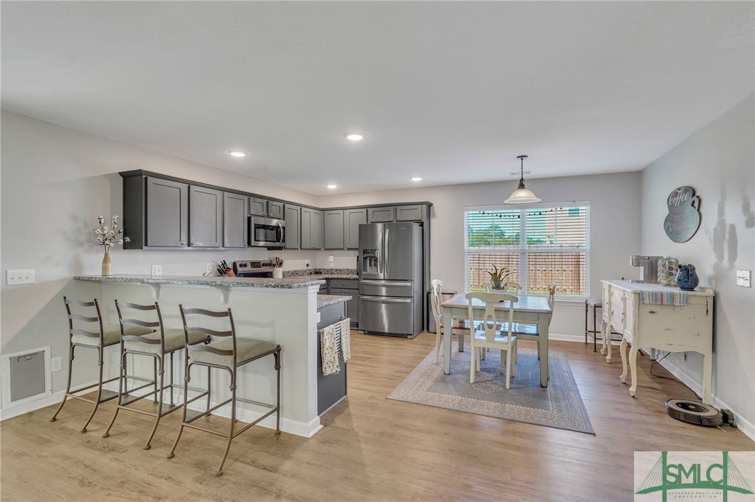 121 Meadowlands Drive Rincon, GA 31326 - Photo 14 of 48 Kitchen/Dining Area