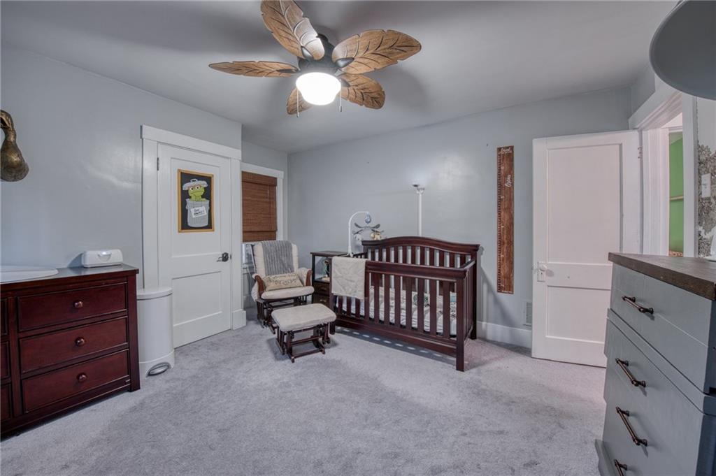 1129 Atlantic Avenue Monaca, PA 15061 - Photo 15 of 37 a living room with furniture