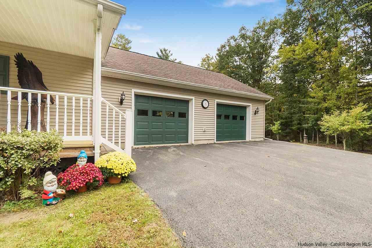 44 Longyear Road Shokan, NY 12481 - Photo 4 of 35 Photo 4