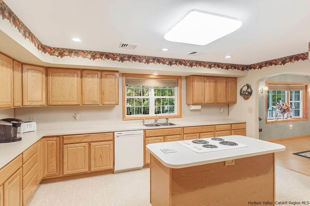 44 Longyear Road Shokan, NY 12481 - Photo 10 of 35 Photo 10