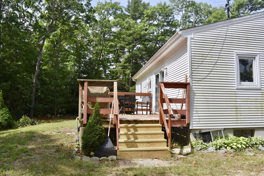 9 Barker Road East Wareham, MA 02538 - Photo 14 of 18