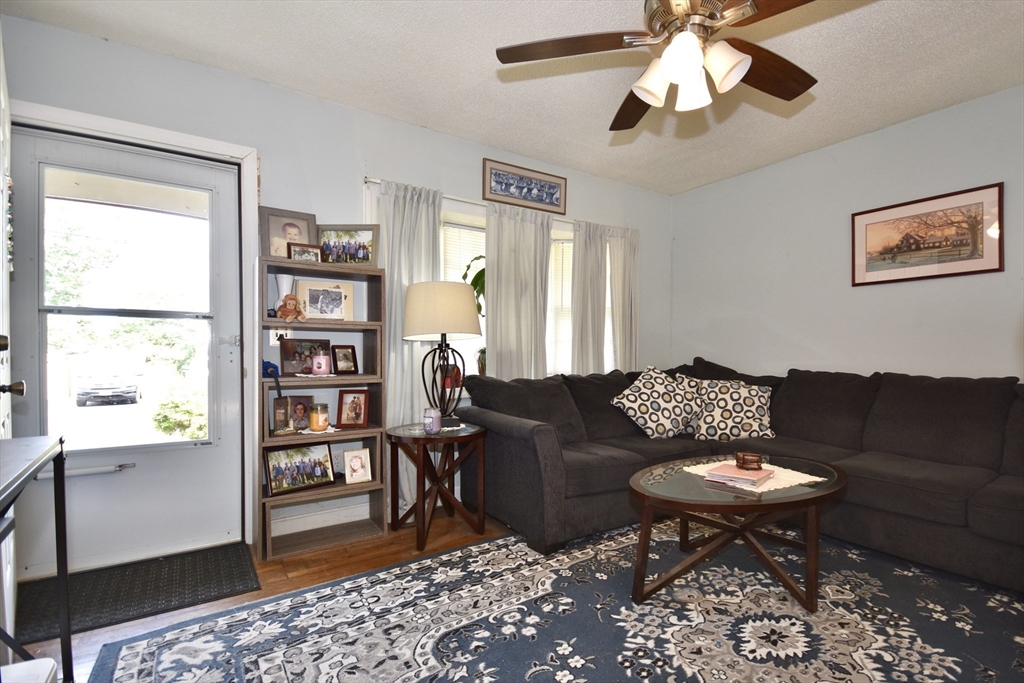 9 Barker Road East Wareham, MA 02538 - Photo 6 of 18
