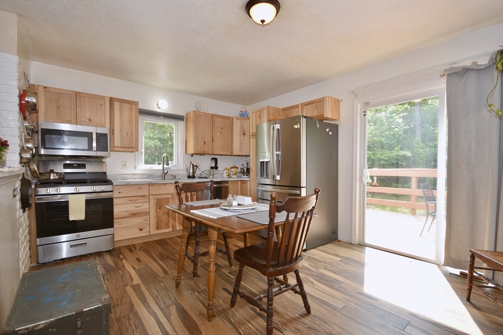 9 Barker Road East Wareham, MA 02538 - Photo 7 of 18