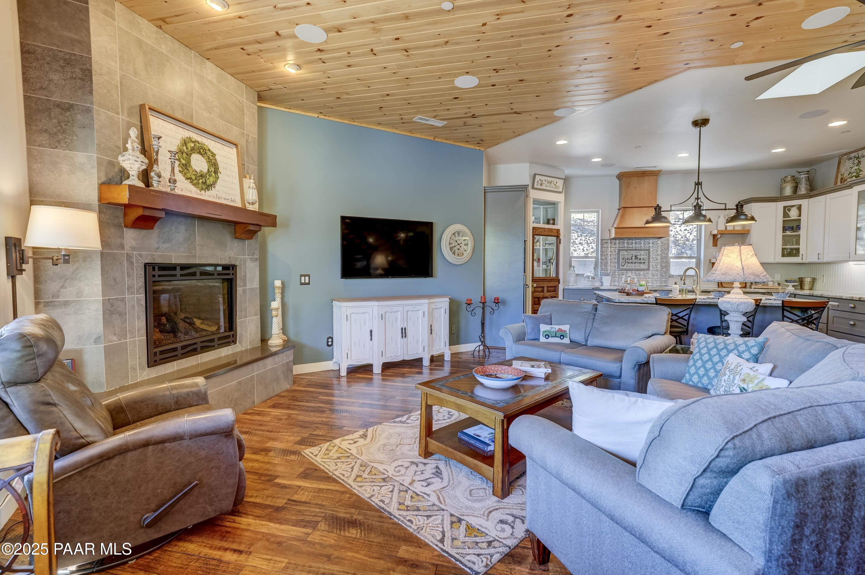 1034 Sheriffs Posse Trail Prescott, AZ 86303 - Photo 4 of 51 004_Living Room