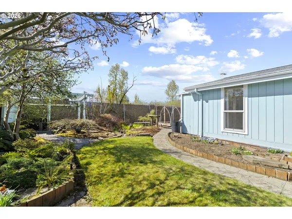 $125,999 | 4730 Auburn Road Northeast, Unit 65, Salem, OR 97301