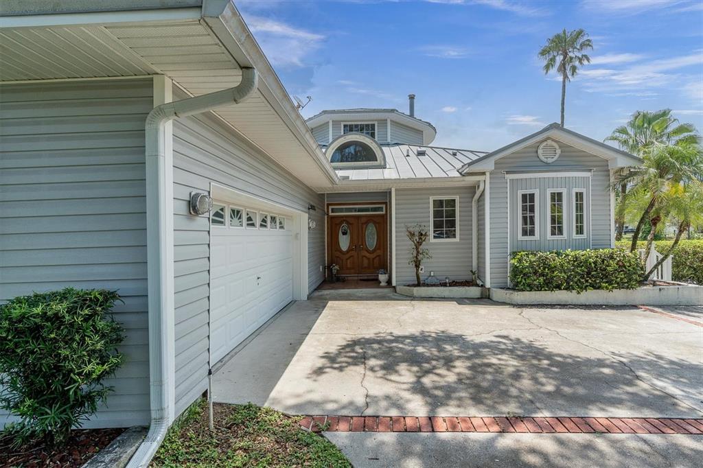 5617 Palmetto Road New Port Richey, FL 34652 - Photo 5 of 48