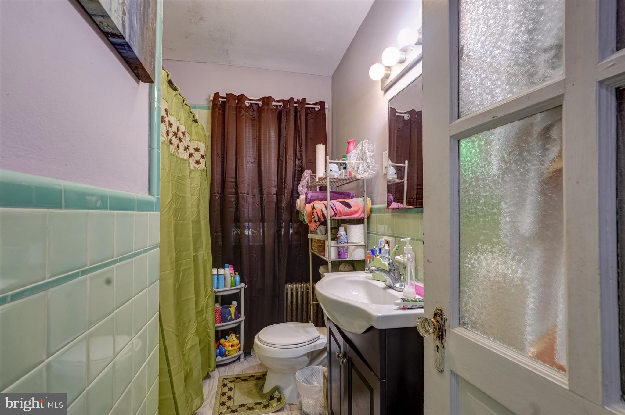 809 Olive Street Florence, NJ 08518 - Photo 12 of 32