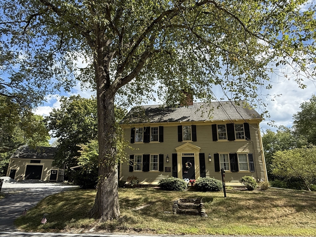 10 Mill Street Freetown, MA 02702 - Photo 2 of 41