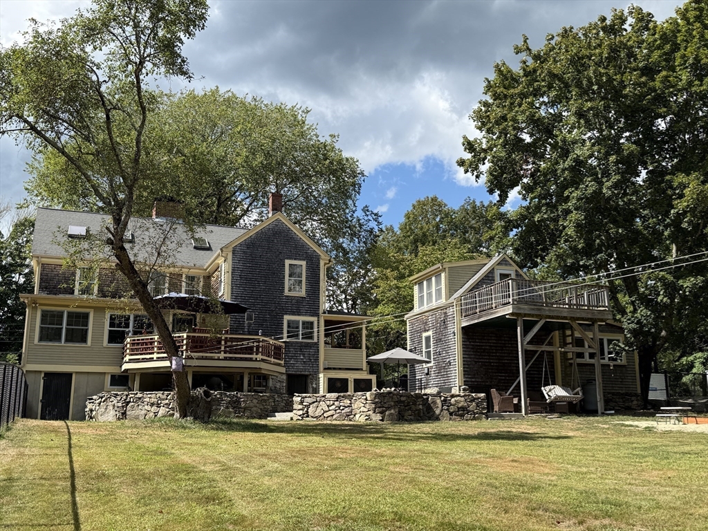 10 Mill Street Freetown, MA 02702 - Photo 7 of 41