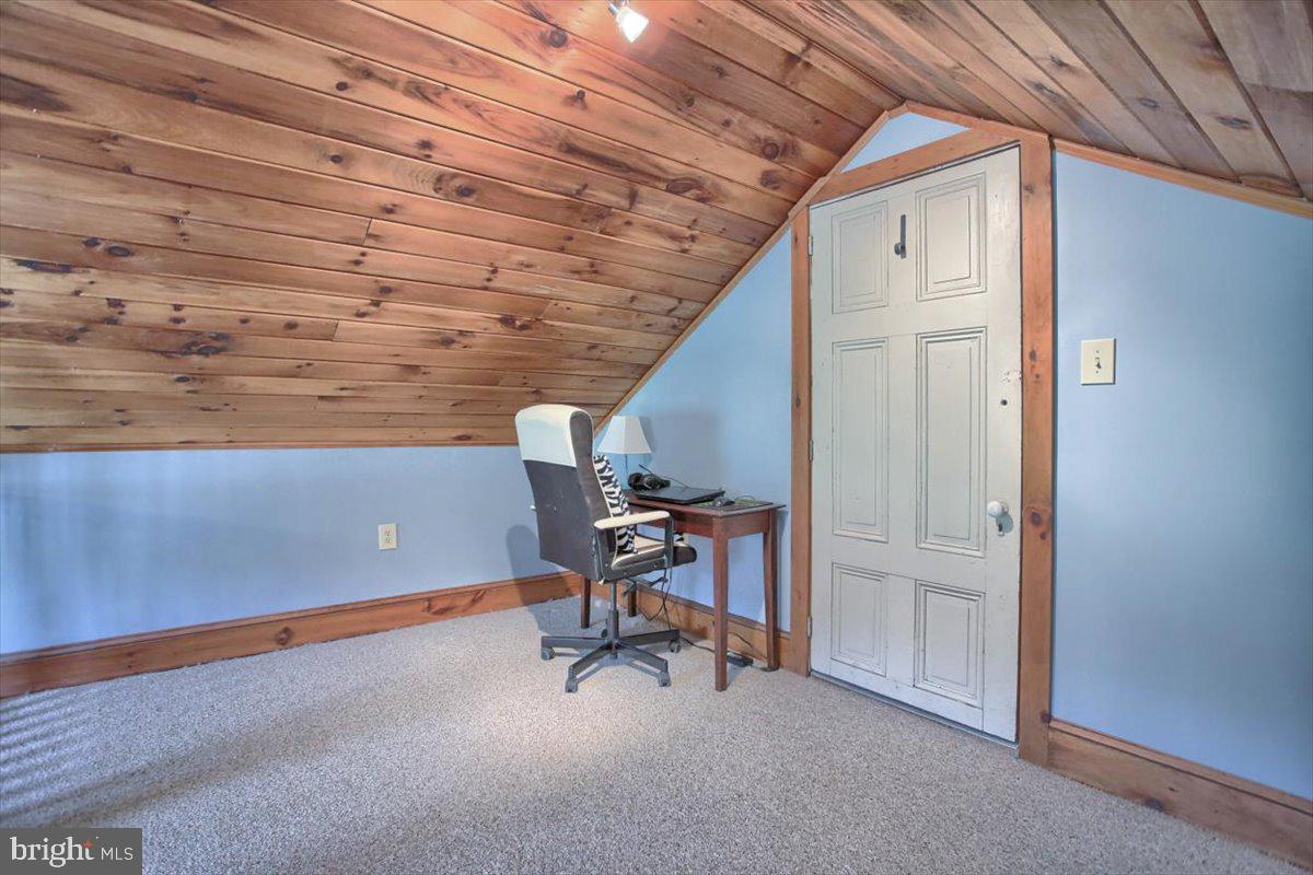 540 Hunters Valley Road Liverpool, PA 17045 - Photo 22 of 40 Loft in Master Suite