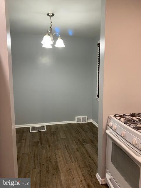 128 Margate Road Upper Darby, PA 19082 - Photo 7 of 12 a view of a livingroom with wooden floor