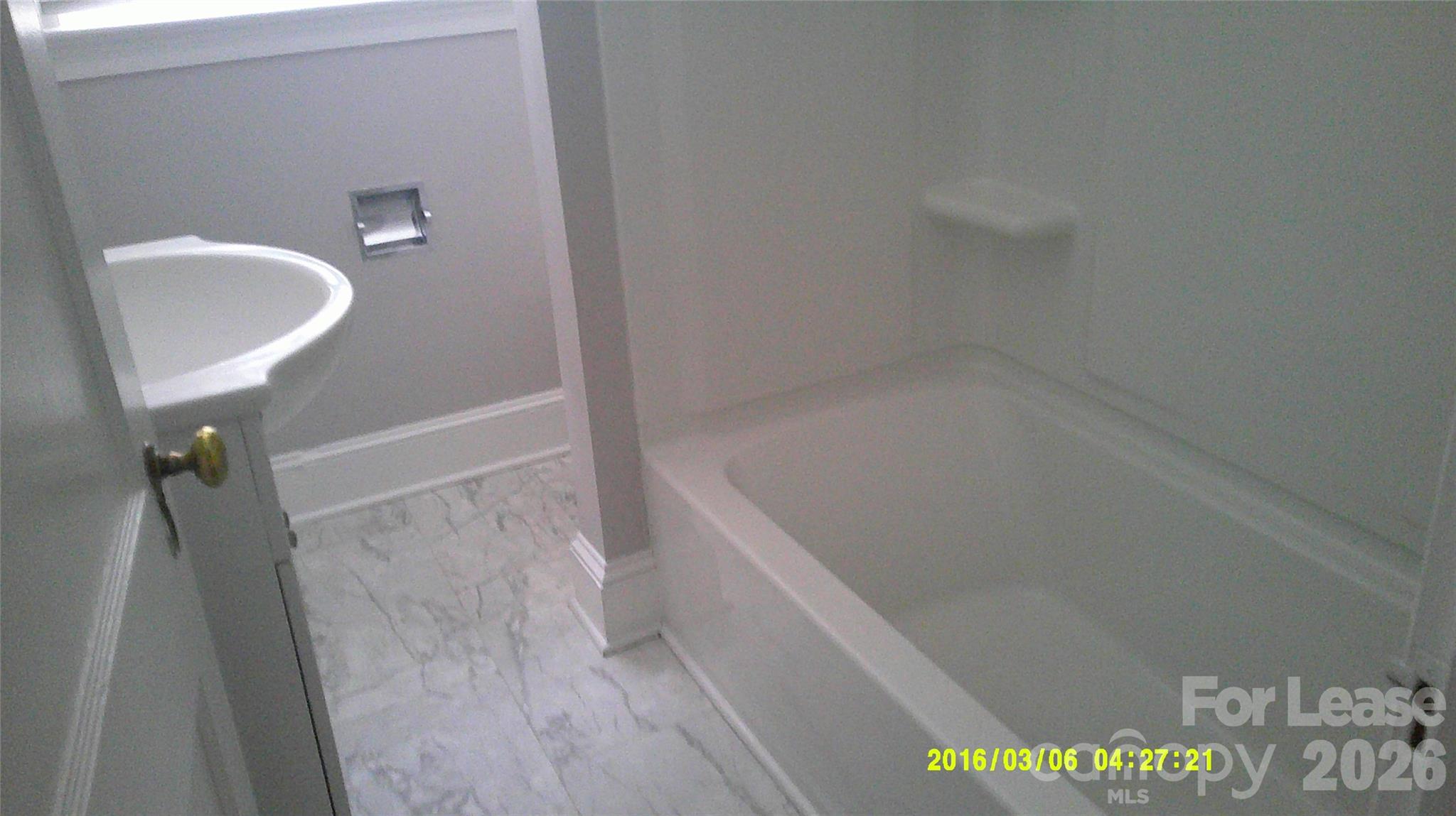 1094 14th Avenue Northwest Hickory, NC 28601 - Photo 12 of 15