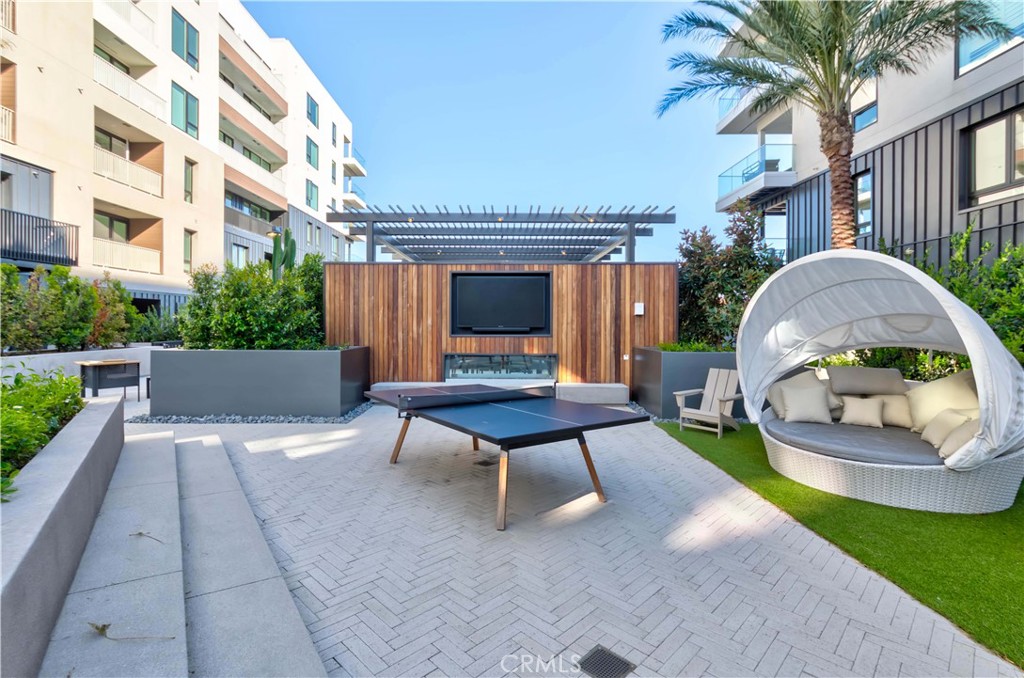 2207 Rivington Irvine, CA 92612 - Photo 3 of 28 Gallery Image 3