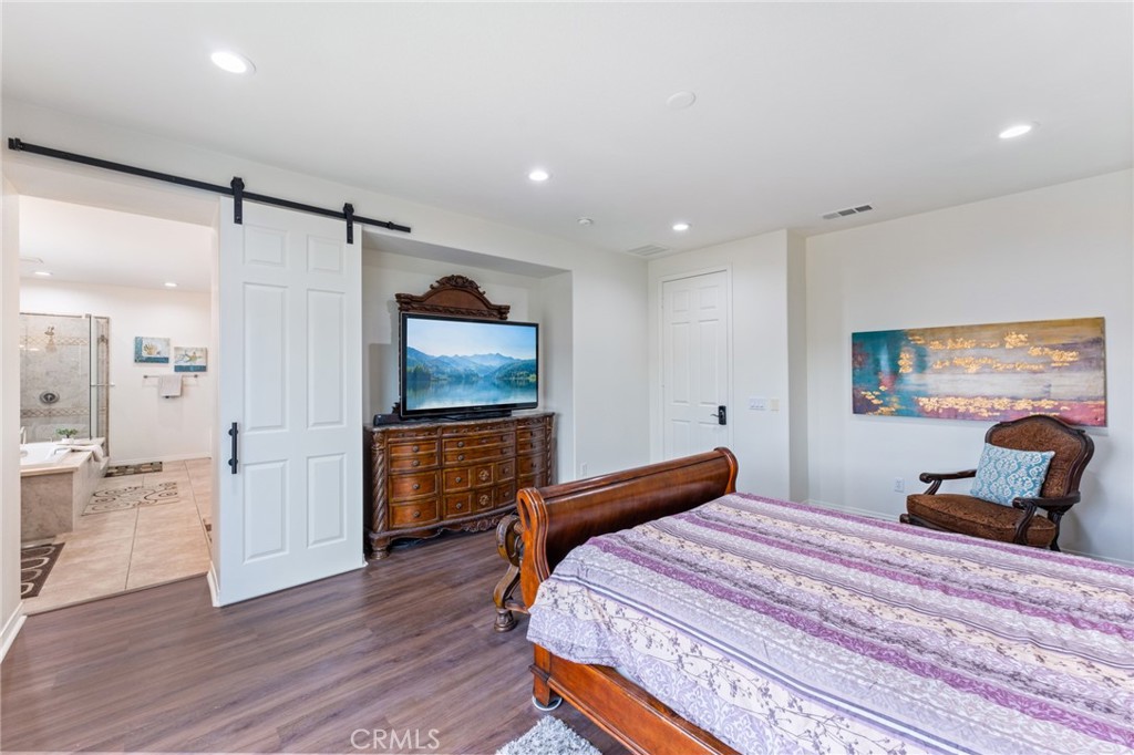 26607 Millhouse Drive Saugus, CA 91350 - Photo 28 of 68