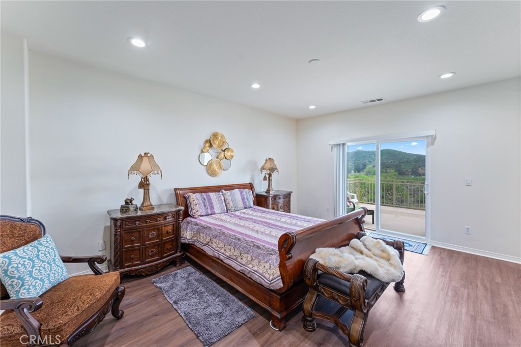 26607 Millhouse Drive Saugus, CA 91350 - Photo 30 of 68