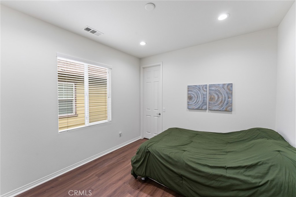 26607 Millhouse Drive Saugus, CA 91350 - Photo 43 of 68