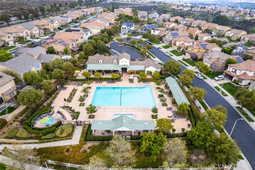 26607 Millhouse Drive Saugus, CA 91350 - Photo 59 of 68