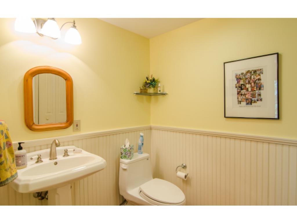 72 Primrose Lane Quechee, VT 05059 - Photo 6 of 34 Gallery Image 6