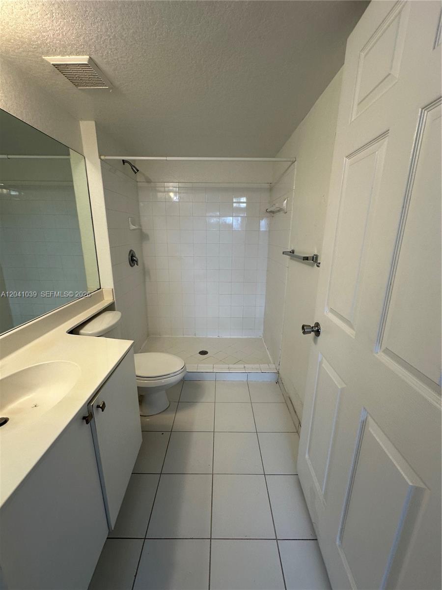 15480 Southwest 284th Street, Unit 2302 Homestead, FL 33033 - Photo 15 of 17