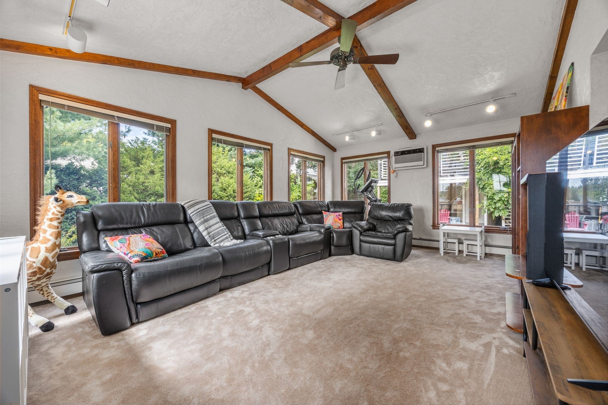 25 Lovell Road Watertown, MA 02472 - Photo 10 of 23 Gallery Image 10