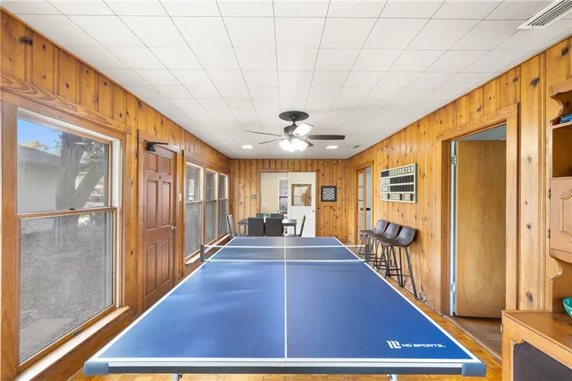 $369,900 | 909 Enfield Street, Bryan, TX 77802