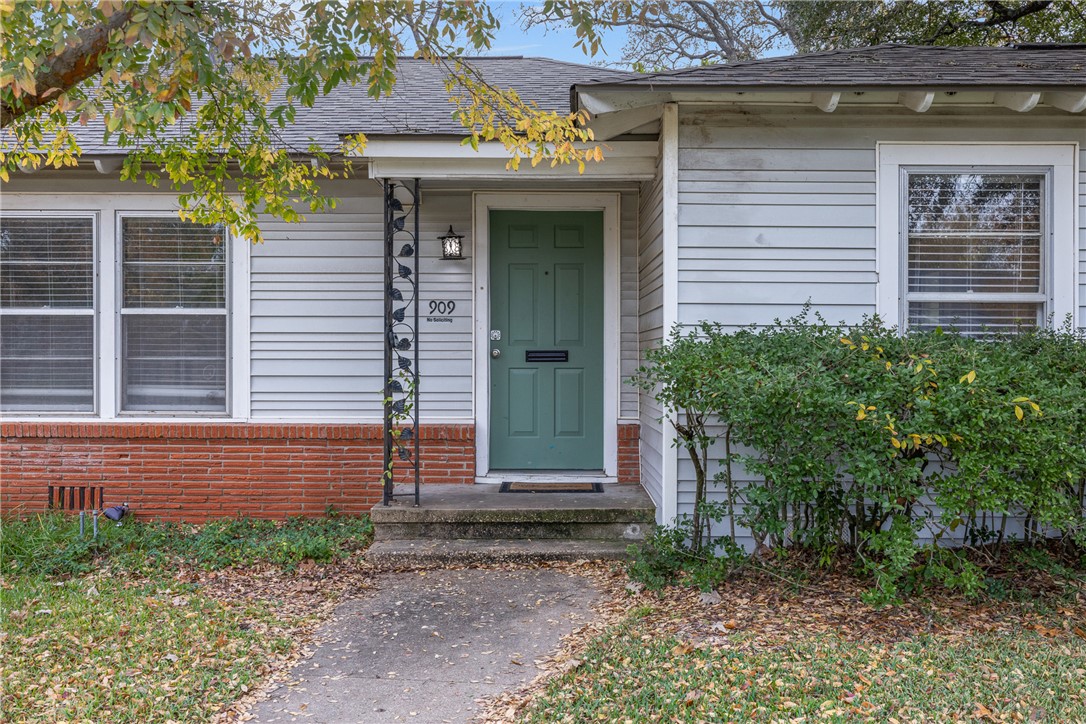 909 Enfield Street Bryan, TX 77802 - Photo 39 of 45