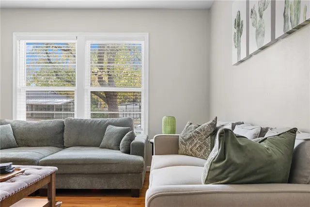 $369,900 | 909 Enfield Street, Bryan, TX 77802