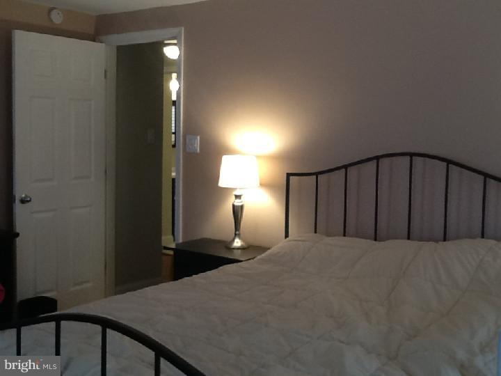 244 Friendship Road Drexel Hill, PA 19026 - Photo 13 of 25 Bedroom - Main