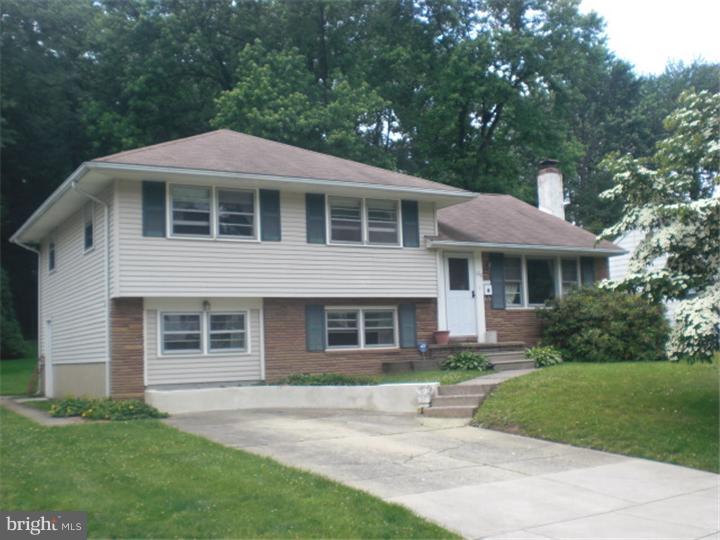 1216 Chesterfield Road Barrington, NJ 08033 - Photo 1 of 13