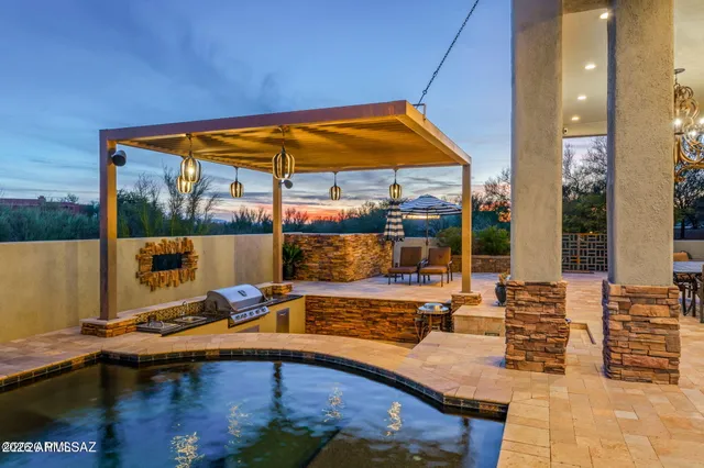 $1,800,000 | 4496 North Vía Bellas Catalinas, Tucson, AZ 85718