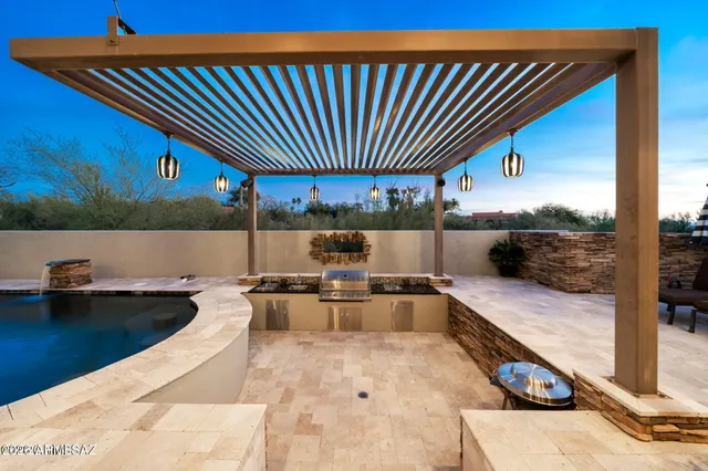 $1,800,000 | 4496 North VÃa Bellas Catalinas, Tucson, AZ 85718