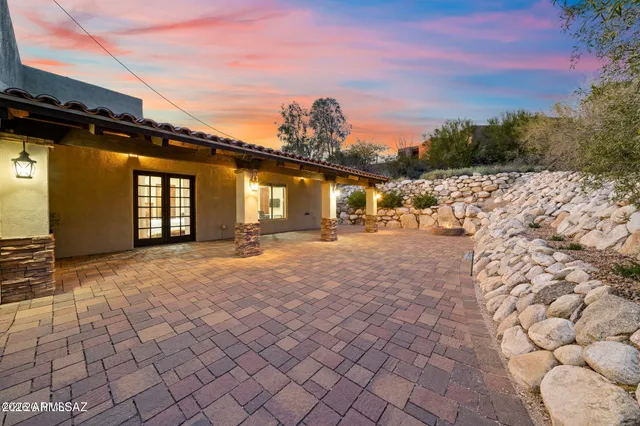 $1,800,000 | 4496 North Vía Bellas Catalinas, Tucson, AZ 85718
