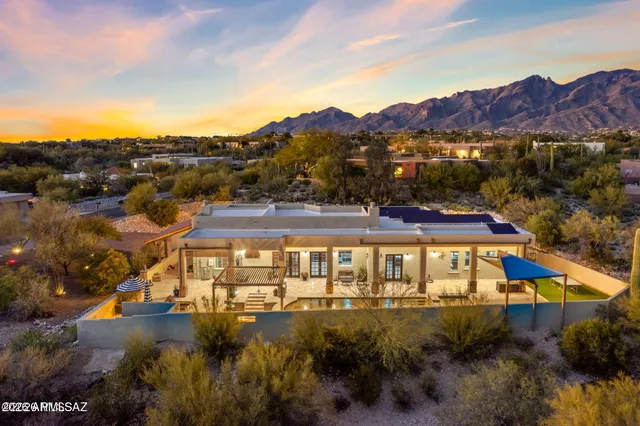 $1,800,000 | 4496 North VÃa Bellas Catalinas, Tucson, AZ 85718