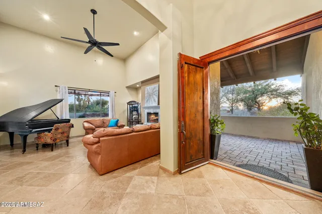 $1,800,000 | 4496 North VÃa Bellas Catalinas, Tucson, AZ 85718