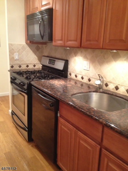 8 River Road, Unit D Nutley, NJ 07110 - Photo 8 of 12