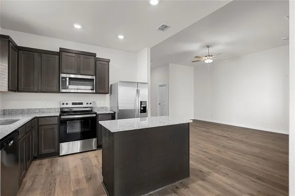 $329,900 | 732 Layton Court, Seagoville, TX 75159