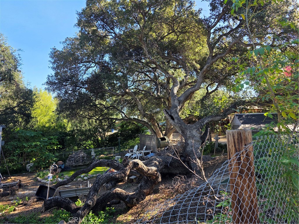 9341 Rollins Road Chatsworth, CA 91311 - Photo 14 of 15 a view of an outdoor space