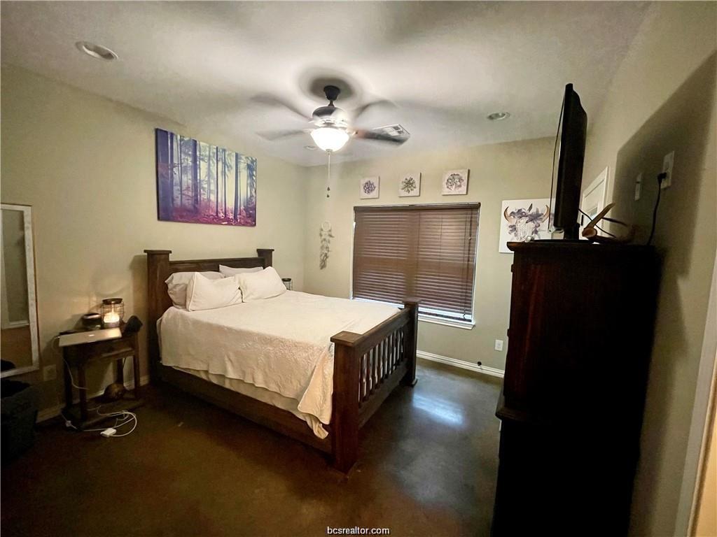 11357 Oak Lake Road Bryan, TX 77808 - Photo 9 of 14