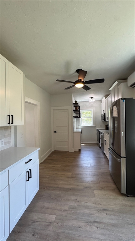 18 Baldwin Street Worcester, MA 01604 - Photo 3 of 21