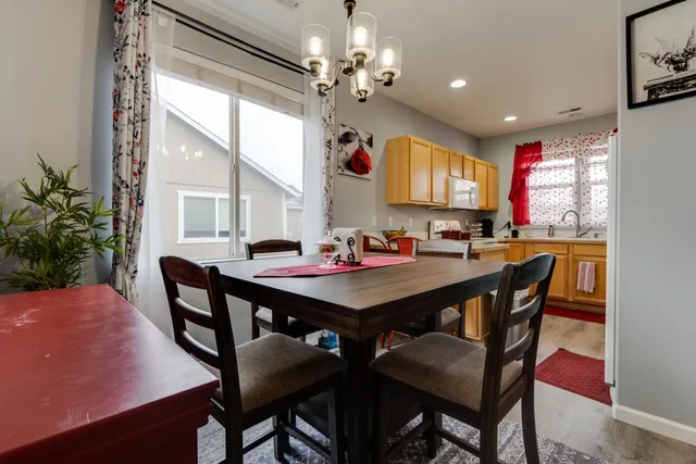 $370,000 | 12506 West Meadow Court, Airway Heights, WA 99001