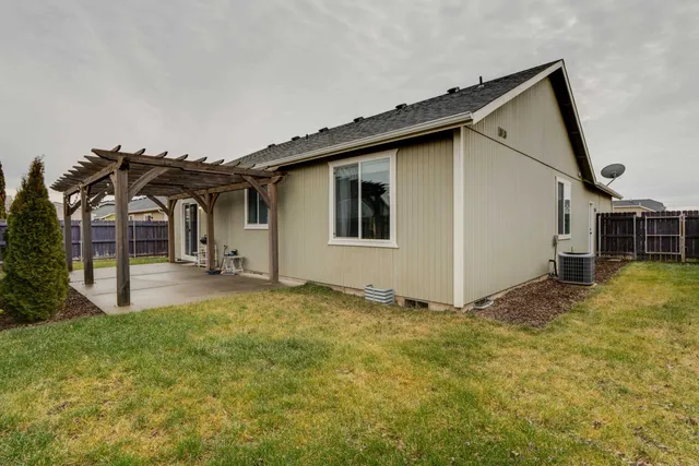 $370,000 | 12506 West Meadow Court, Airway Heights, WA 99001